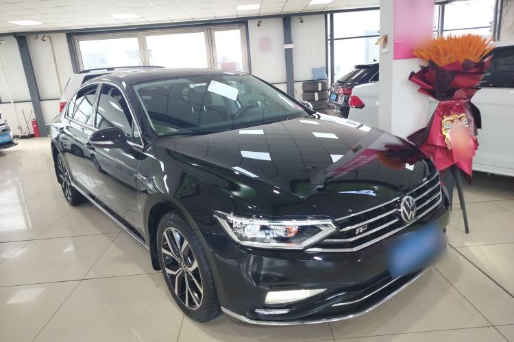 Used Volkswagen Magotan 2020 330TSI DSG Leading Model
