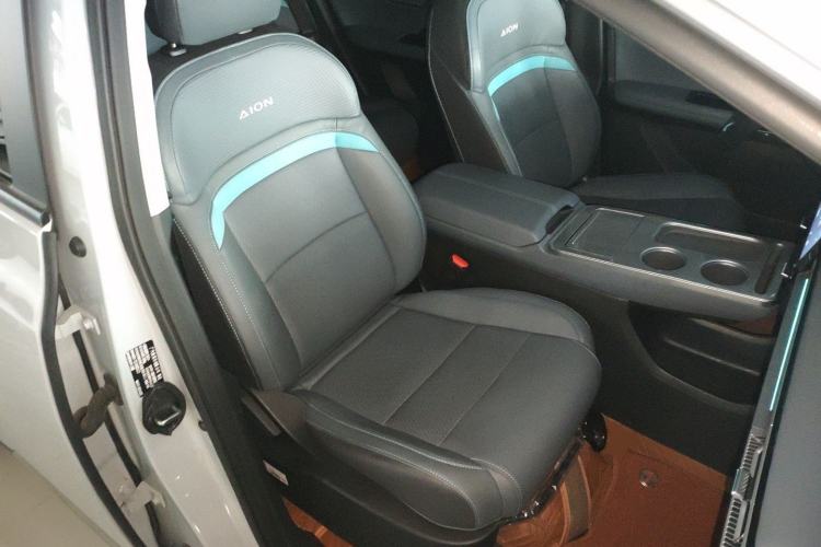 Used AION Y 2023 Plus 610 Smart Edition Ternary Lithium
