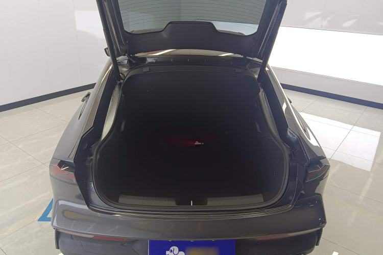 Used Changan UNI-V 2022 1.5T Smart Navigation Version
