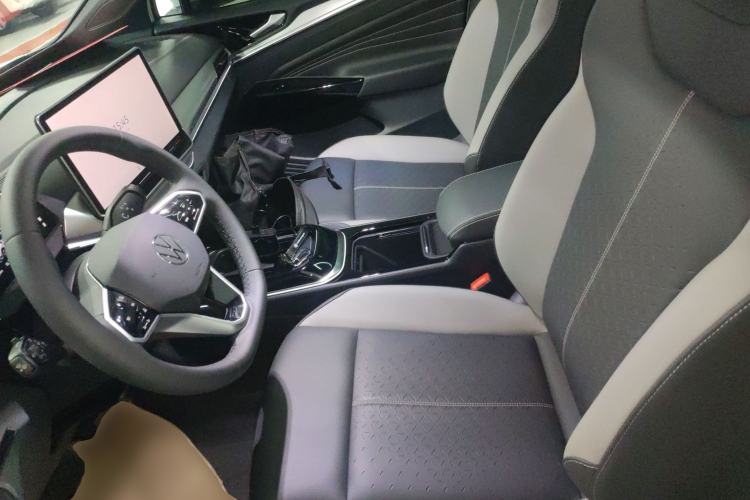 Used Volkswagen ID.4 CROZZ 2026 Model Pure Enjoyment Edition PURE
