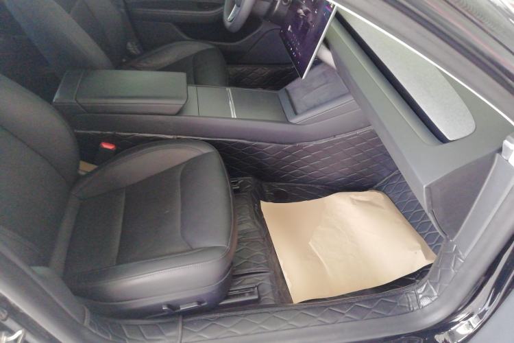 Used Tesla Model 3 2023 Long-Range All-Wheel-Drive Version
