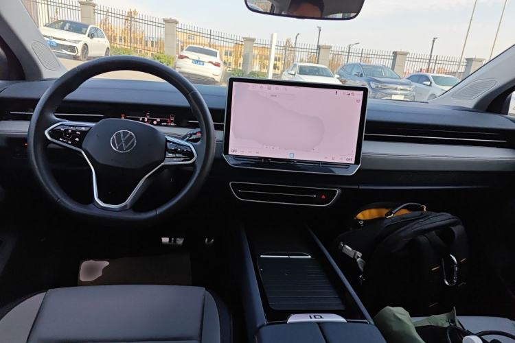 Used Volkswagen ID.7 VIZZION 2024 AIR model
