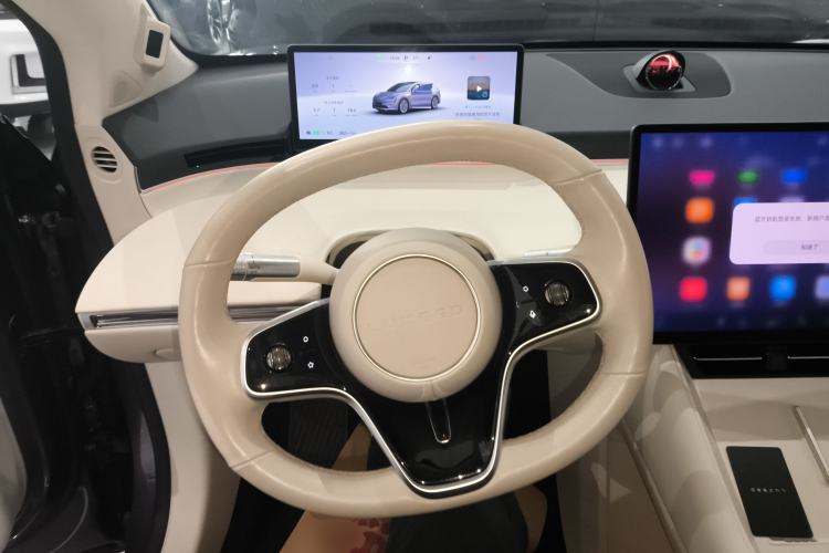 Used Hima Luxeed R7 2024 All-Electric 667 km Max