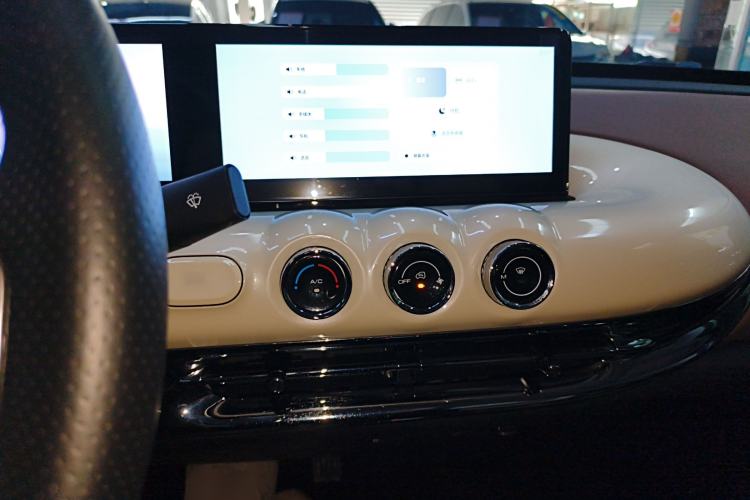 Used Wuling Bingo 2023 410 km Lingxi Deluxe Edition
