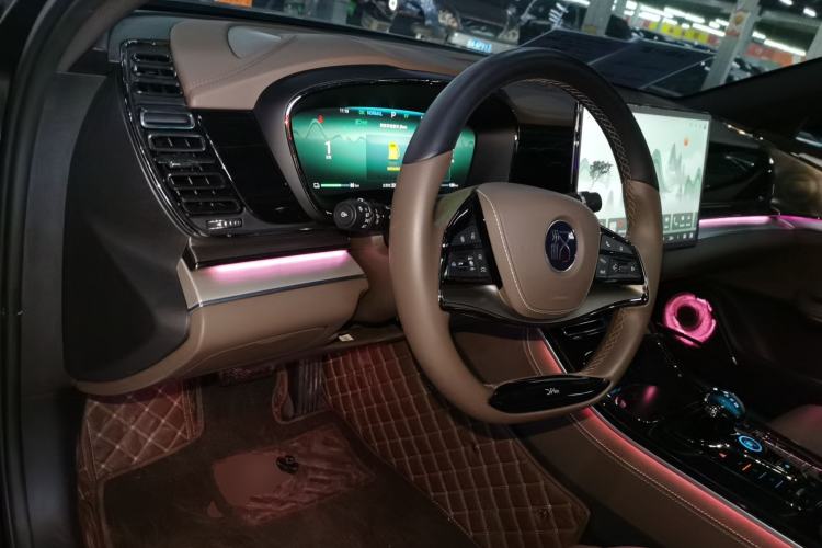 Used BYD Han 2024 DM-i Glory Edition 121KM Elite Model
