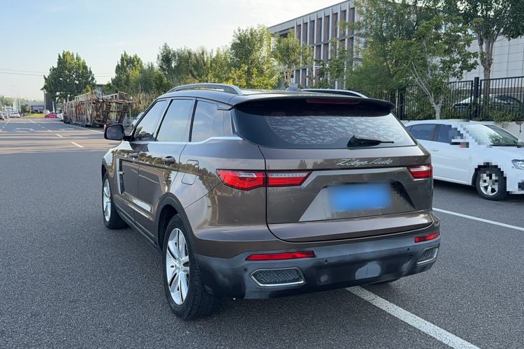 Used Zotye T700 2017 1.8T Dual-Clutch Luxury Model
