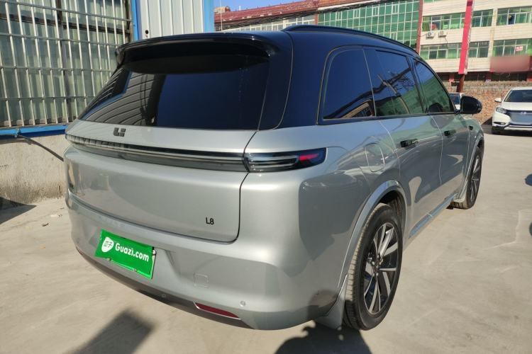 Used Li Auto L8 2023 Pro Model
