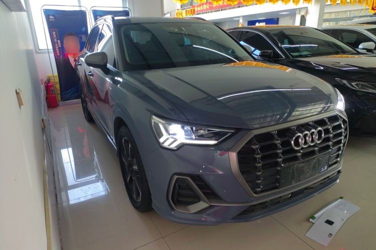 Used Audi Q3 2022 40 TFSI RS Package Performance Model