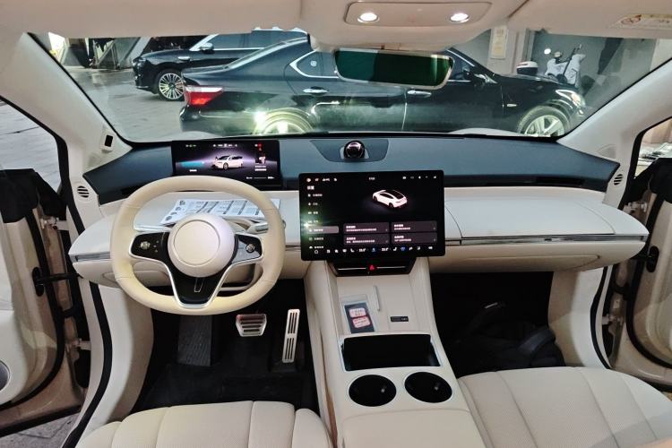 Used Hima Luxeed R7 2025 Range-Extended Version 251 km Max
