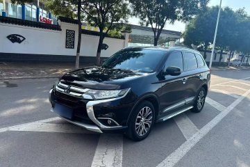 Used Mitsubishi Outlander 2018 2.0L Two-Wheel Drive Glory Edition 5 Seats