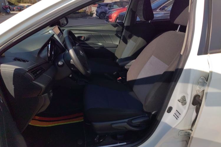 Used Toyota YARiS L 2016 Revised 1.5E CVT Charming Edition