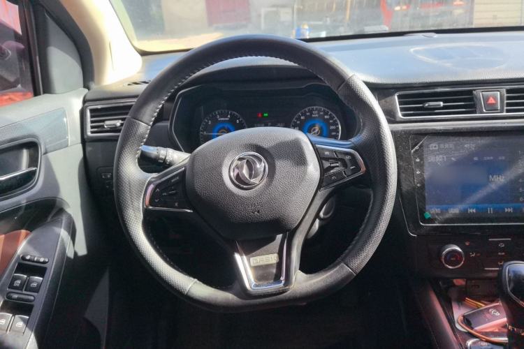 Used Dongfeng Fengon 580 2017 Revised Version 1.5T CVT Luxury Edition
