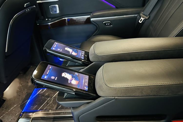 Used Hongqi HQ9 PHEV 2024 2.0T Four-Wheel Drive Luxury Edition
