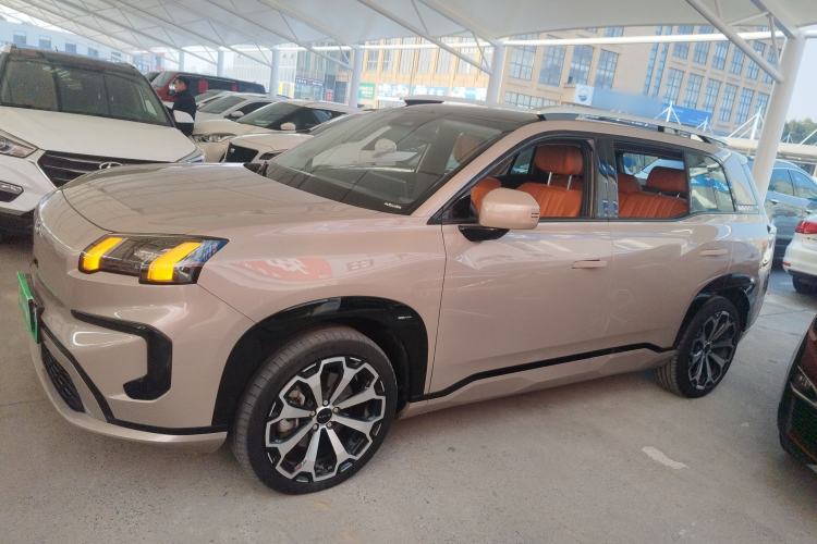 Used AION V 2024 Aion Tyrannosaurus 650 Smart Luxury Edition
