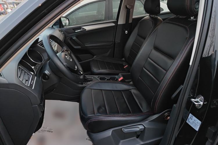 Used Volkswagen Tiguan L 2017 330TSI Automatic Two-Wheel Drive Luxury Edition
