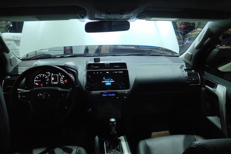 Used Toyota Prado 2018 3.5L Automatic TX-L with Rear-Mounted Spare Tire
