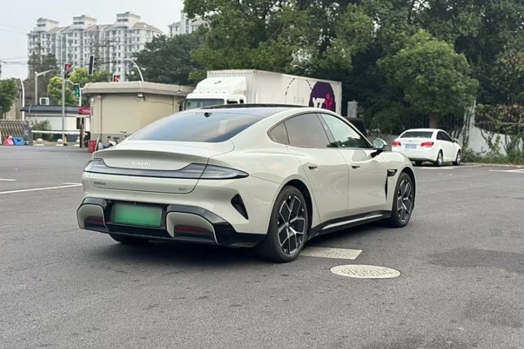 Used  SU7 2024 Rear-Drive Long-Range Intelligent Driving Version
