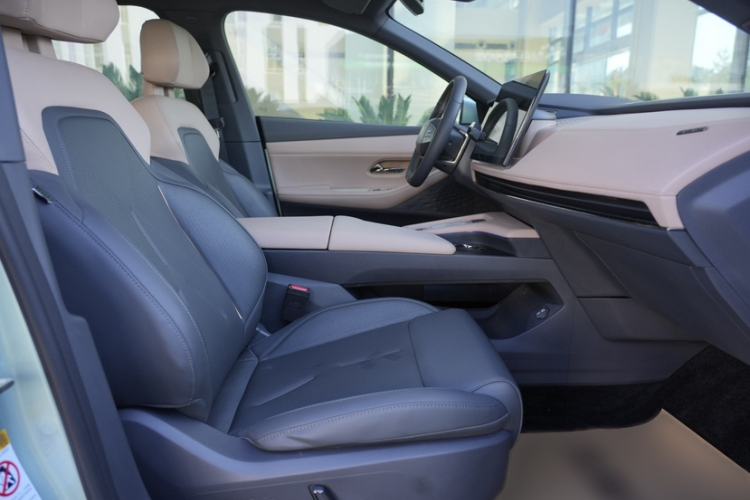 Used  SL03 2022 515 Pure Electric Version
