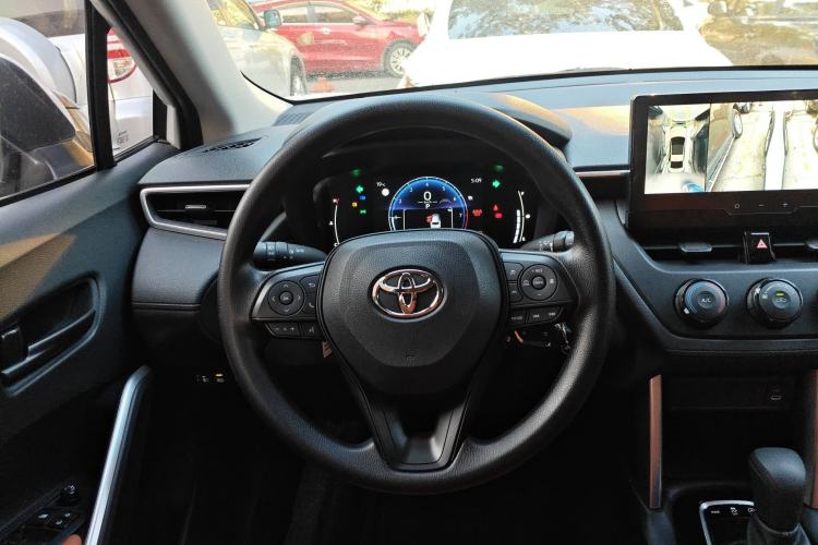 Used Toyota Corolla Cross 2023 2.0L Pioneer Edition
