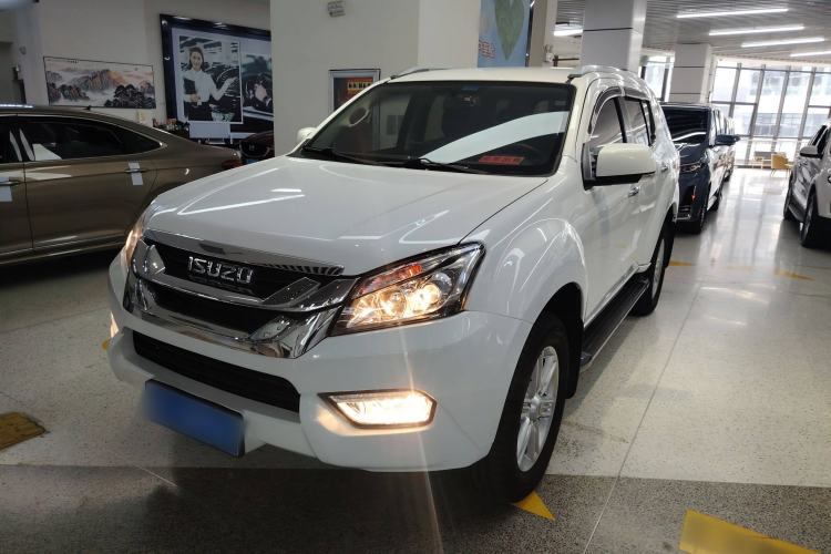 Used Isuzu mu-X 2017 2.5T Four-Wheel Drive Automatic Luxury 7-Seater
