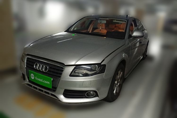 Used Audi A4L 2012 2.0 TFSI automatic standard version