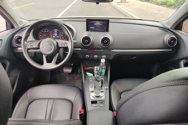 Used Audi A3 2018 30th Anniversary Edition Sportback 35 TFSI Ambition Model
