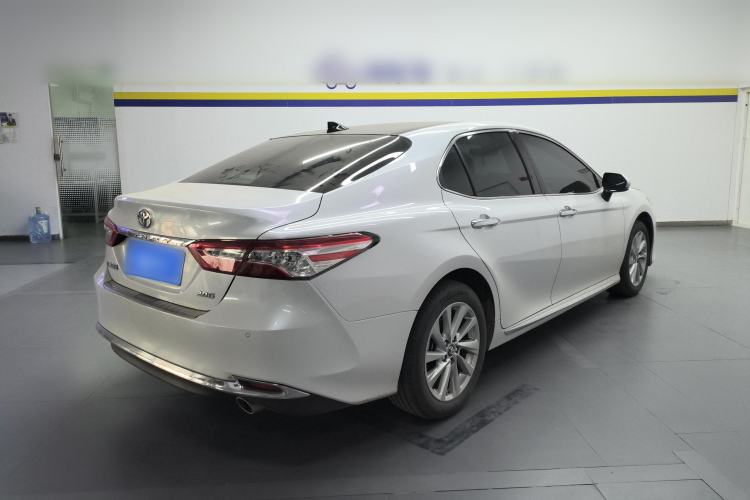 Used Toyota Camry 2023 2.0G Luxury Edition
