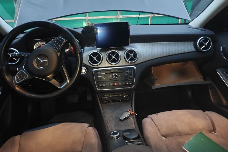 Used Mercedes-Benz GLA 2016 GLA 220 4MATIC Fashion Edition
