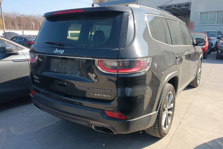 Used  Grand Commander 2018 2.0T Four-Wheel Drive Prestige Edition China V