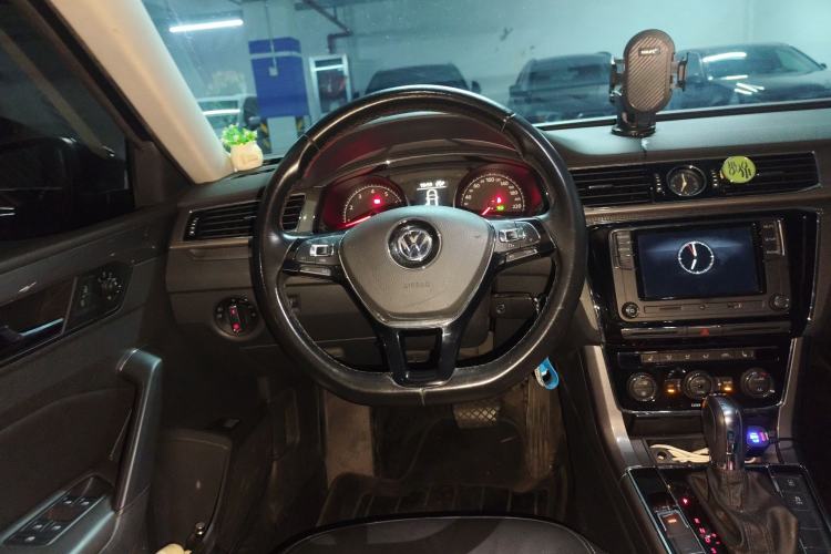 Used Volkswagen Passat 2016 330TSI DSG Luxury Edition