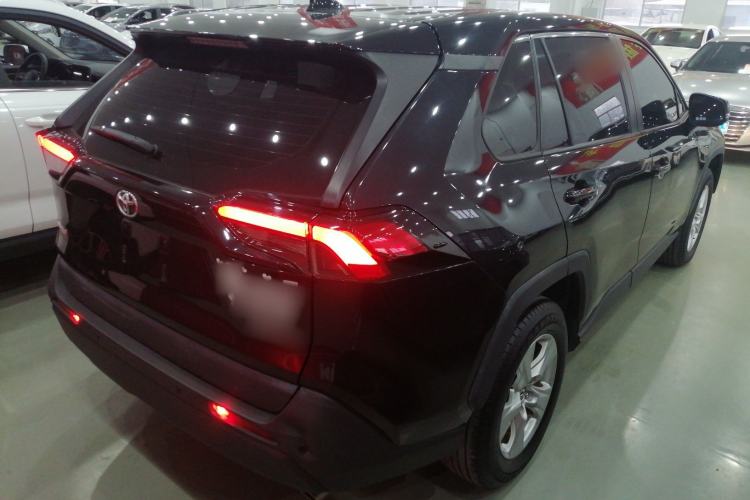 Used Toyota RAV4 2021 2.0L CVT Two-Wheel Drive Urban Edition
