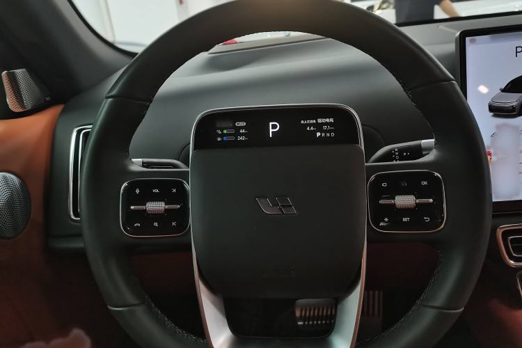 Used Li Auto L7 2023 Pro Model
