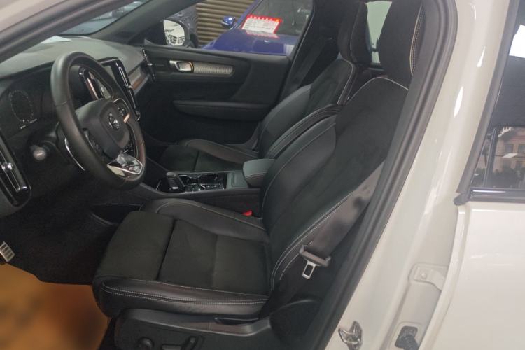 Used Volvo XC40 2020 T4 4x4 Smart Luxury Sport Edition
