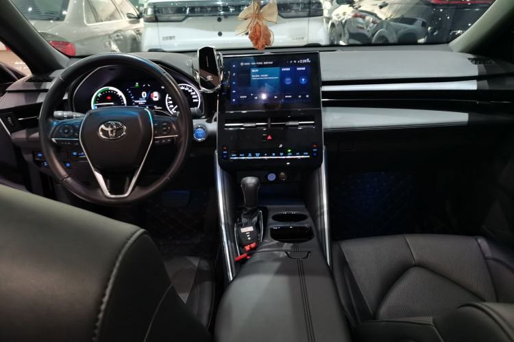 Used Toyota Avalon 2023 Dual-Engine 2.5L Luxury Edition