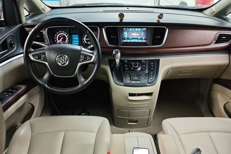 Used Buick GL8 2018 28T Luxury Model China VI Standard
