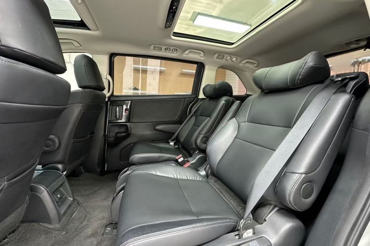 Used Honda Elysion 2019 2.0L Hybrid Comfort Edition
