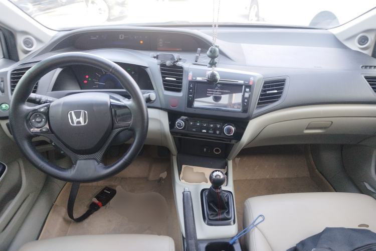 Used Honda Civic 2014 1.8L manual Comfort version
