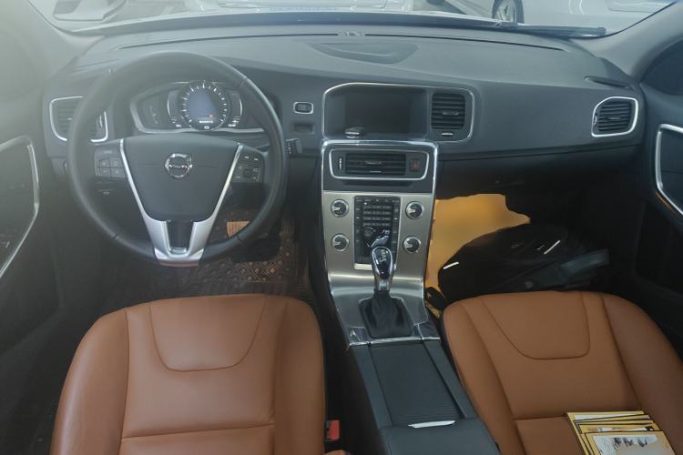 Used Volvo S60 2019 S60L Facelift T5 Intelligent Advanced Edition