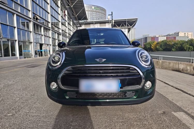 Used  MINI 2018 1.5T COOPER Classic Edition Five-Door Version
