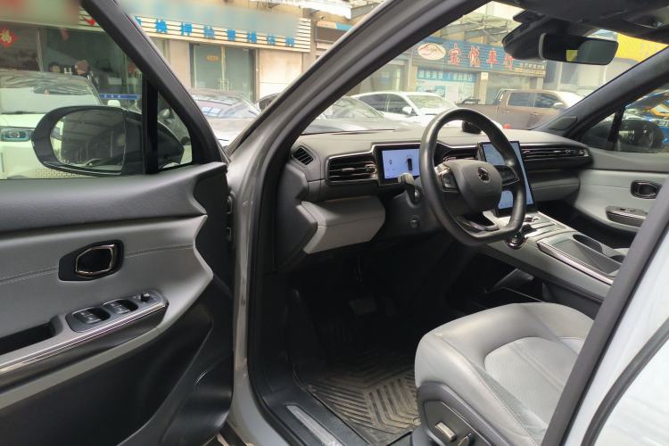 TDK.VehicleDetails.img