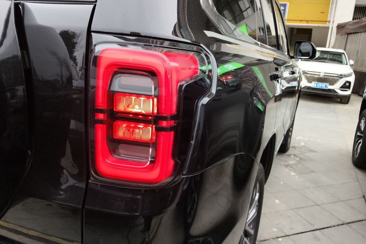 Used  BJ60 2022 2.0T Version 11 Seven Seats
