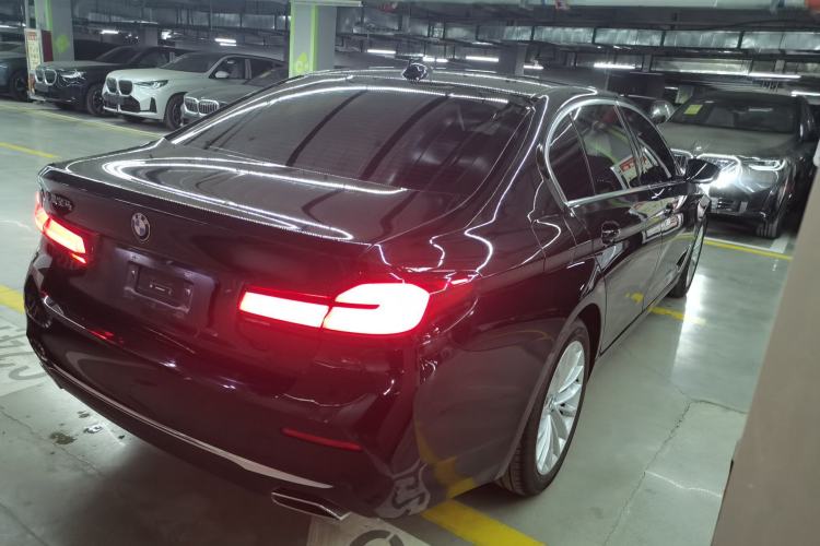 Used BMW 5 Series 2022 Second Facelift 525Li Luxury Package