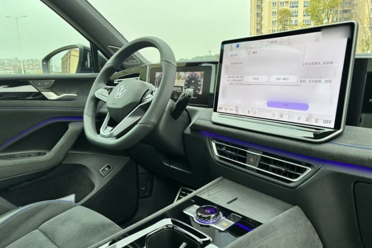 Used Volkswagen Tiguan L 2024 PRO 380TSI Four-Wheel Drive R-Line Prestige Edition
