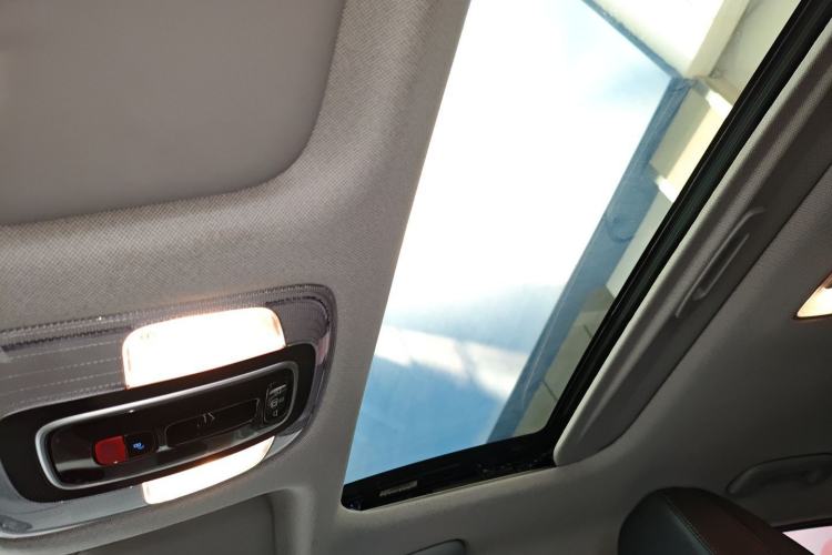 Used Hyundai Elantra 2023 1.5L CVT LUX Prestige Edition
