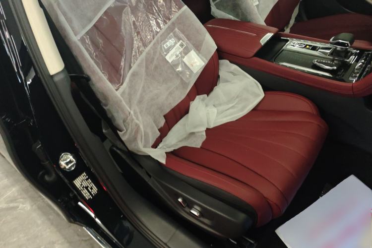 Used Hongqi H5 PHEV 2025 130 Super Hybrid Version
