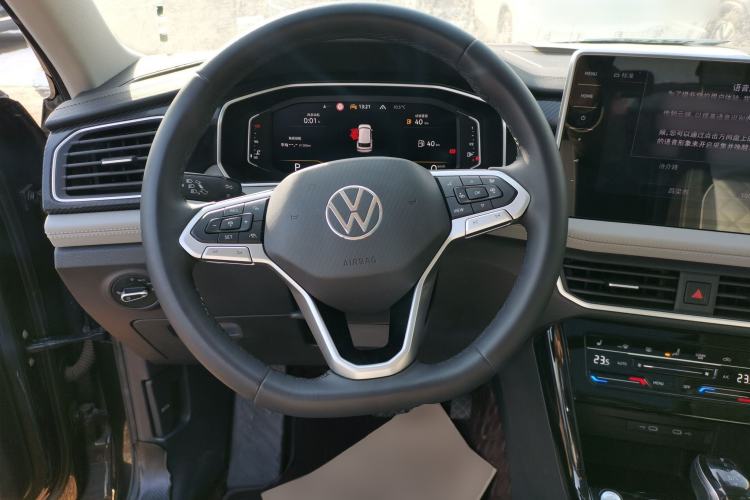 Used Volkswagen Tayron 2023 280TSI Two-Wheel-Drive Luxury Plus Advanced Version
