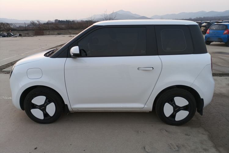 Used  Lumin 2025 301km Honey Dew Edition