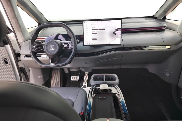 Used Zeekr MIX 2025 Intelligent Driving Version
