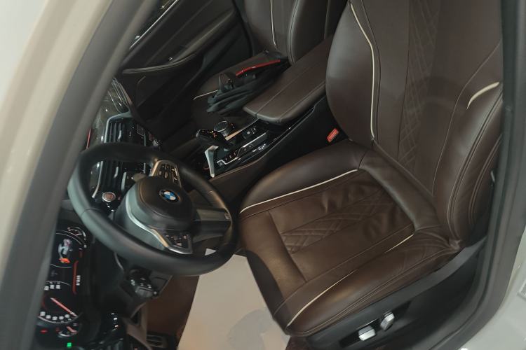 Used BMW 5 Series 2018 Restyled 530Li Luxury Edition M Sport Package
