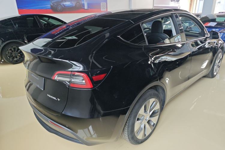 Used Tesla Model Y 2022 Rear-Wheel-Drive Version
